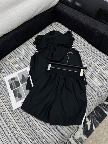 25 Summer new contrast color hooded vest with elastic waist drawstring shorts suit