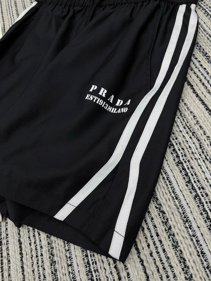 25 Summer new contrast color hooded vest with elastic waist drawstring shorts suit