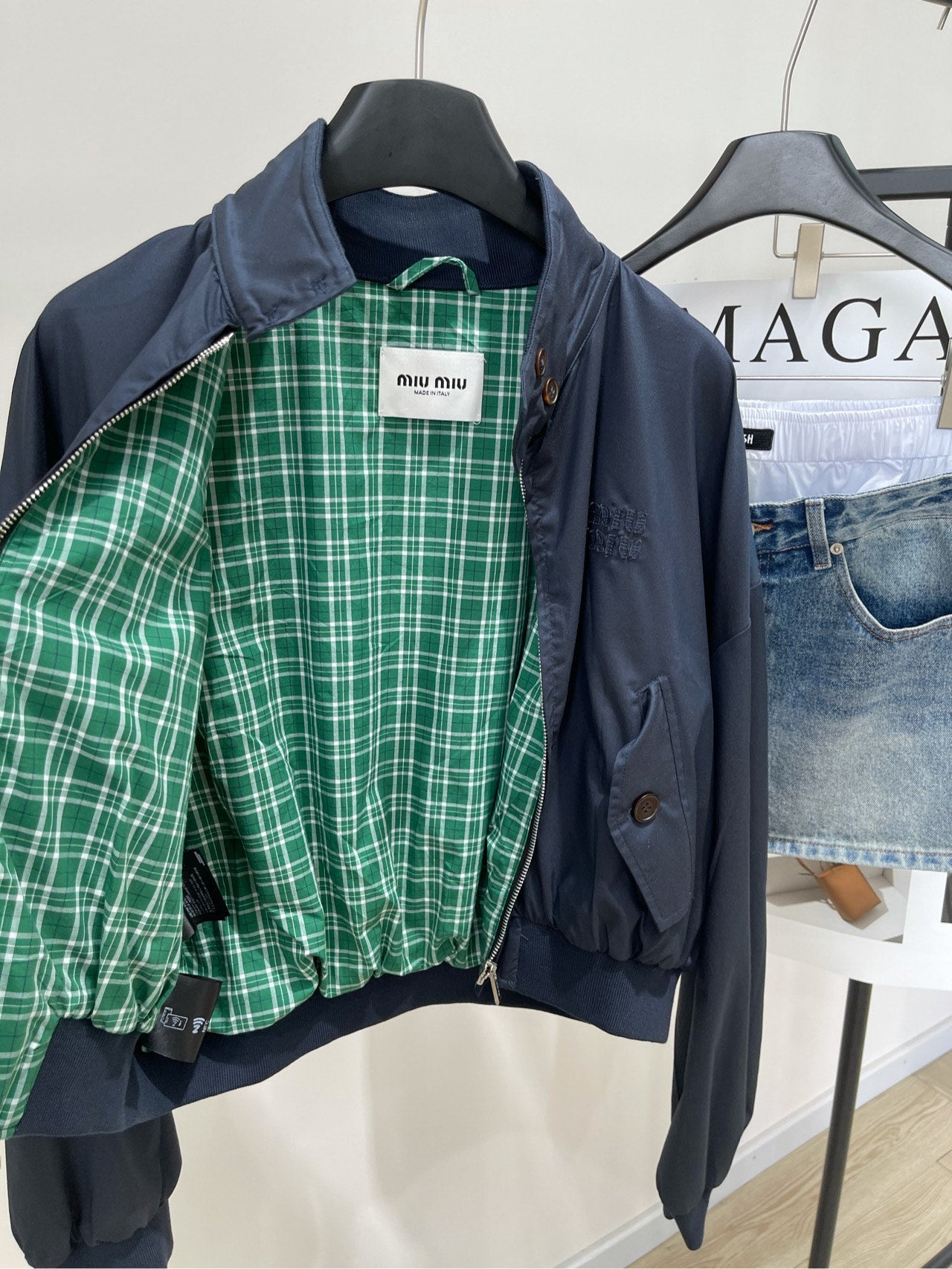 25 Summer new navy blue green zipper short jacket