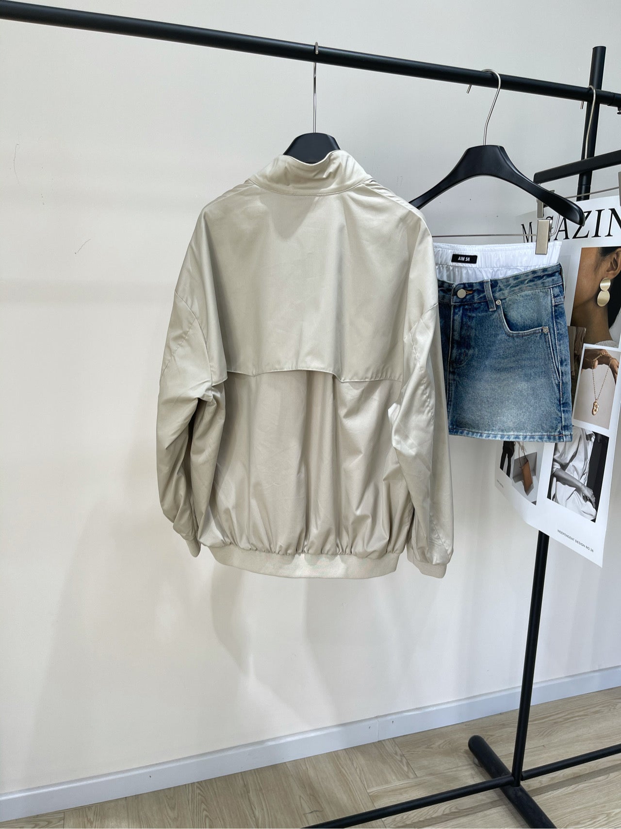25 Summer new apricot red zipper mid-length jacket