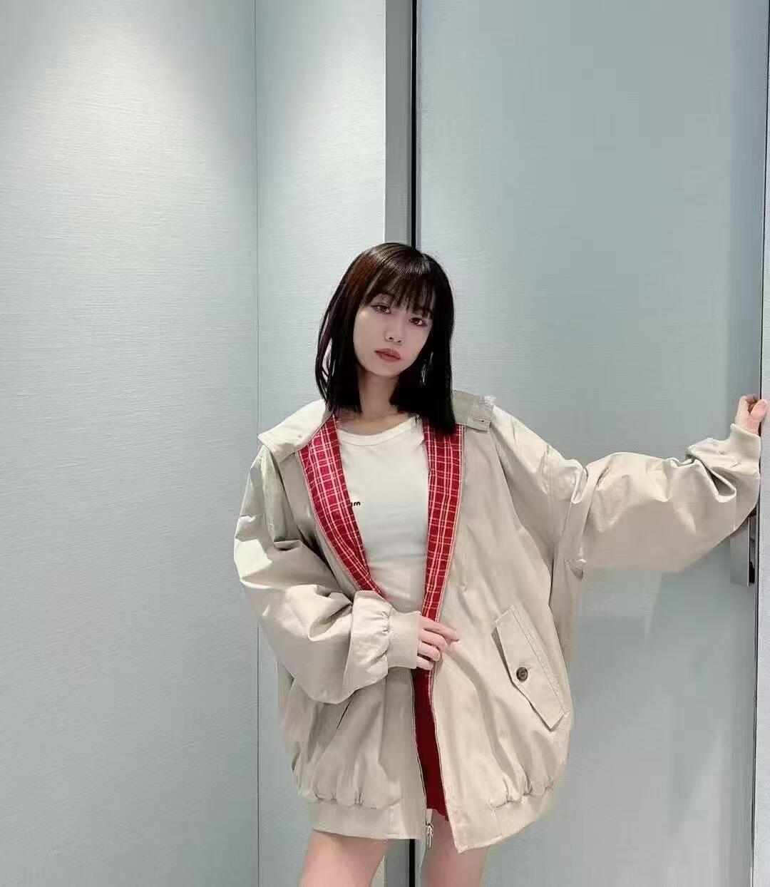 25 Summer new apricot red zipper mid-length jacket