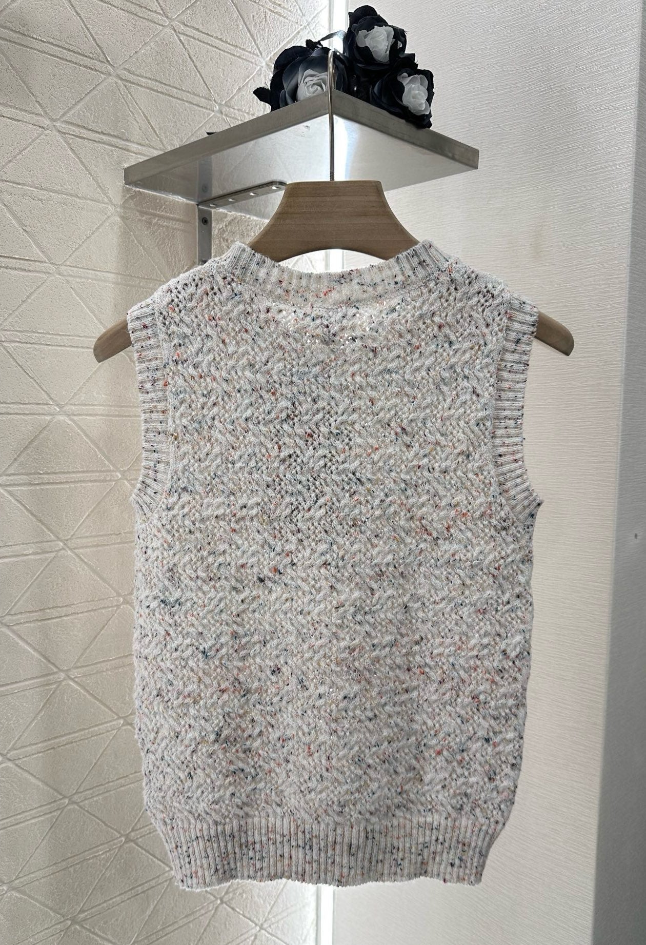 25 new summer leaf knitted vest