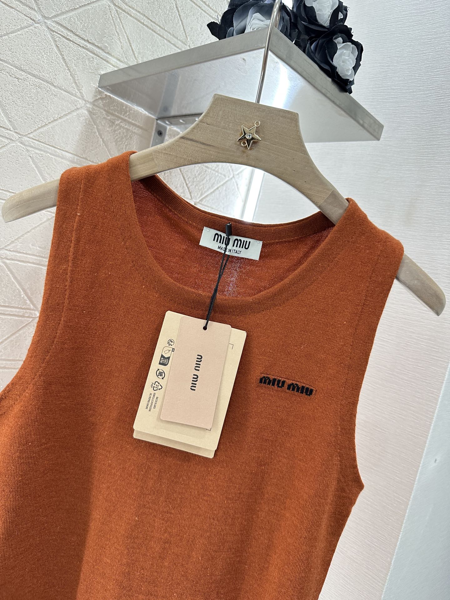 2025 Summer New Slim Fit Knitted Vest