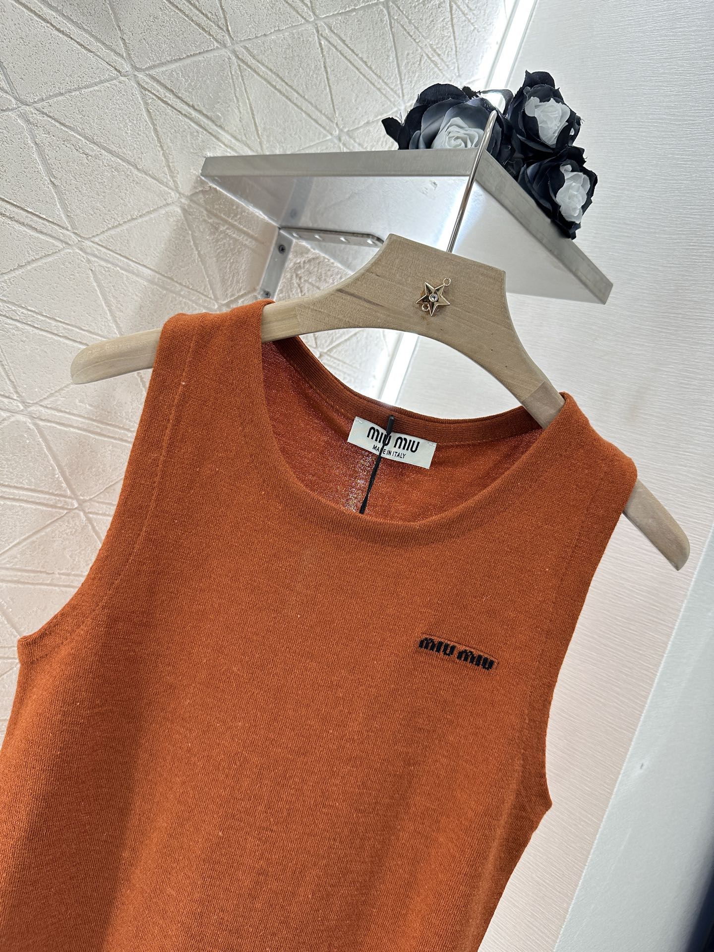 2025 Summer New Slim Fit Knitted Vest
