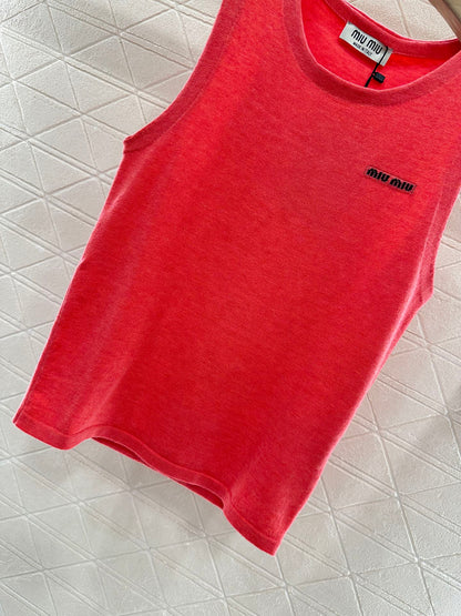 2025 Summer New Slim Fit Knitted Vest