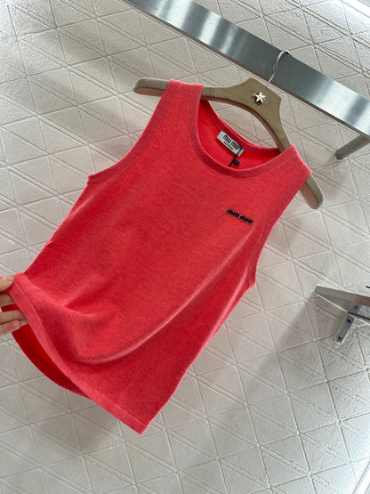 2025 Summer New Slim Fit Knitted Vest