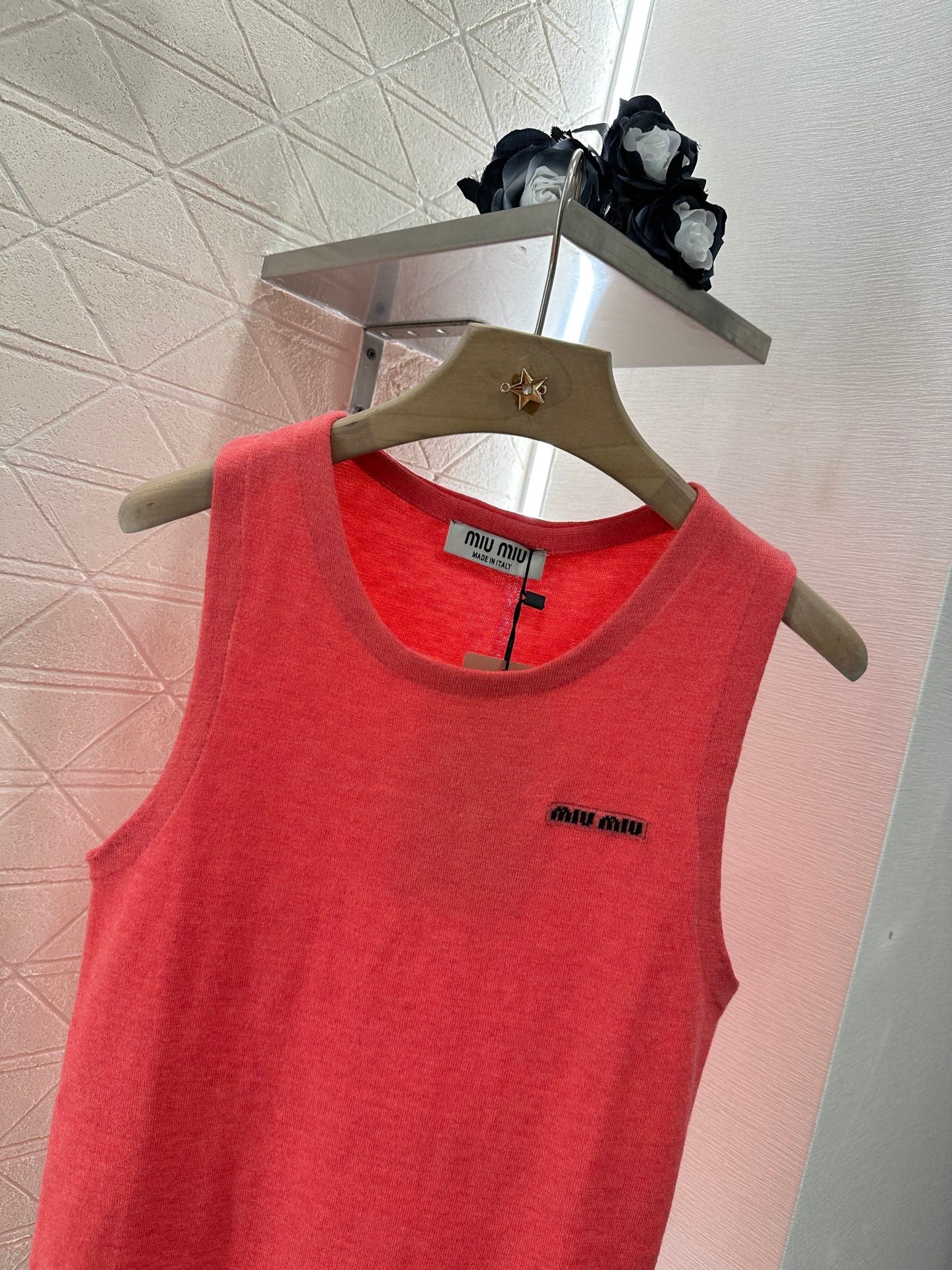 2025 Summer New Slim Fit Knitted Vest