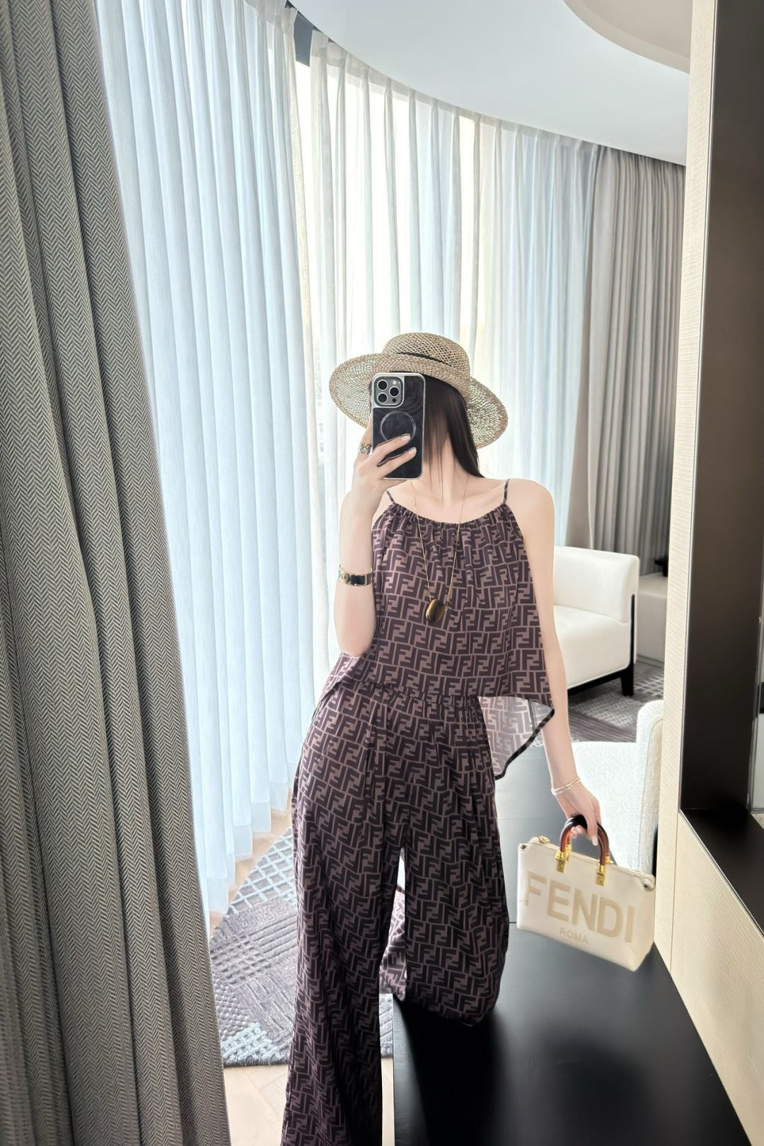 25Ss Spring and Summer New Style Old Flower Pattern Suspender Top + High Waist Wide Leg Pants Set