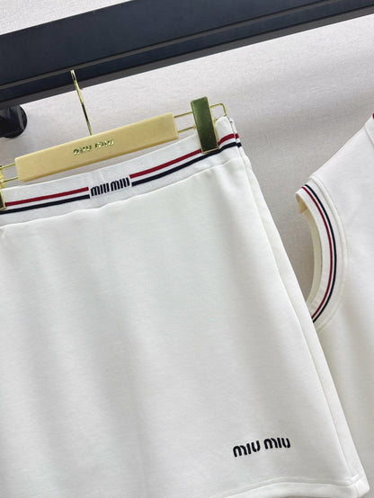 25Ss Spring and Summer New Sleeveless Lapel Top + Skirt Set