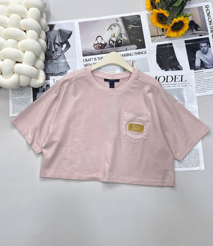 2025 nouveau T-shirt à manches courtes en métal à poche courte avec la même jupe midi 