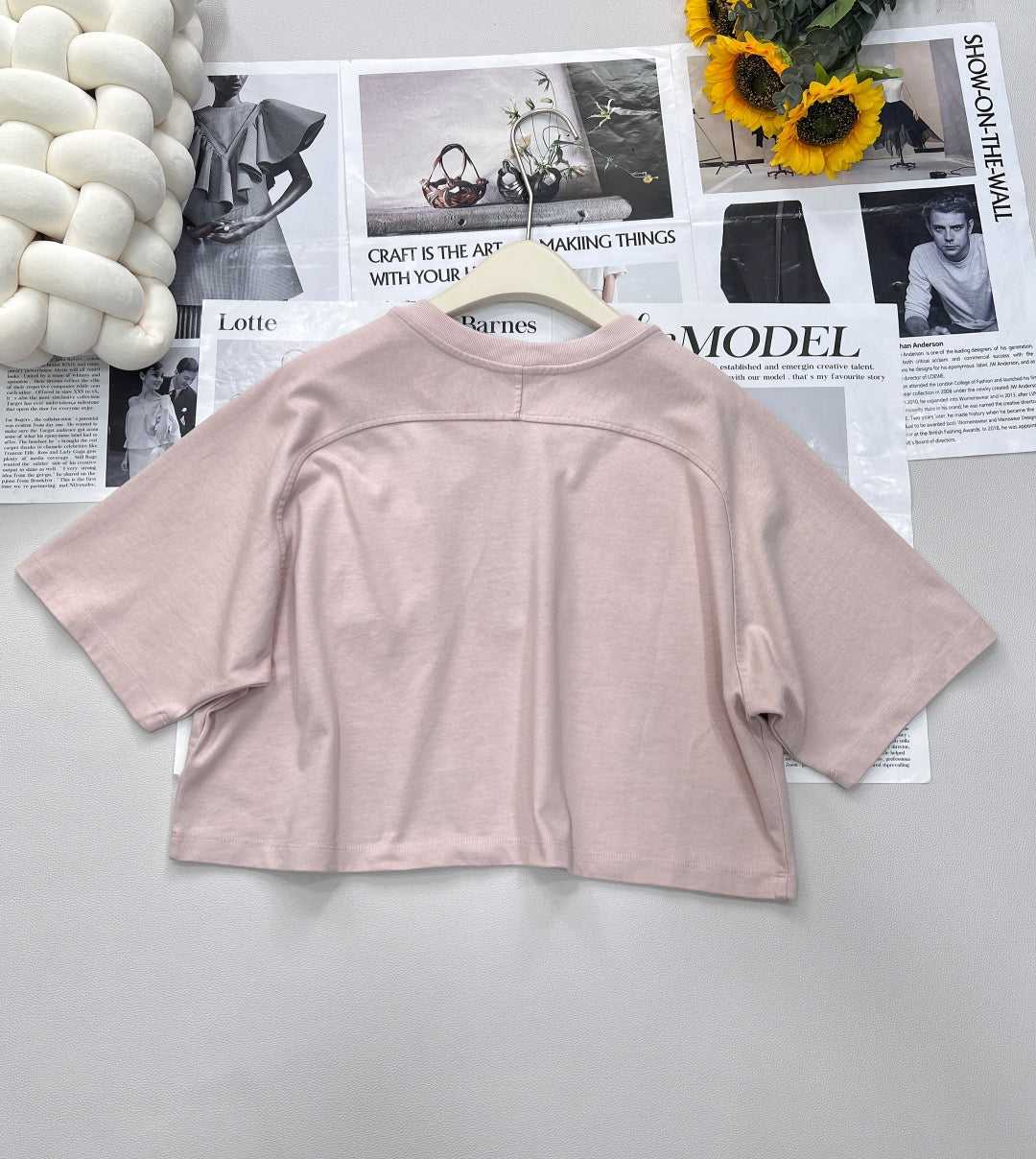 2025 nouveau T-shirt à manches courtes en métal à poche courte avec la même jupe midi 