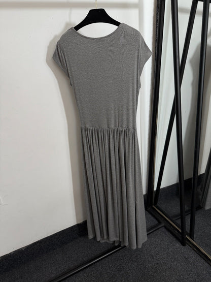 25 Summer New Snake Logo Brooch Decoration Pleated Short Sleeve Waisted Large Swing Dress