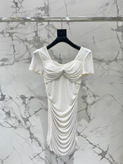 25 Nouvelle robe slim plissée en maille diamantée d'été