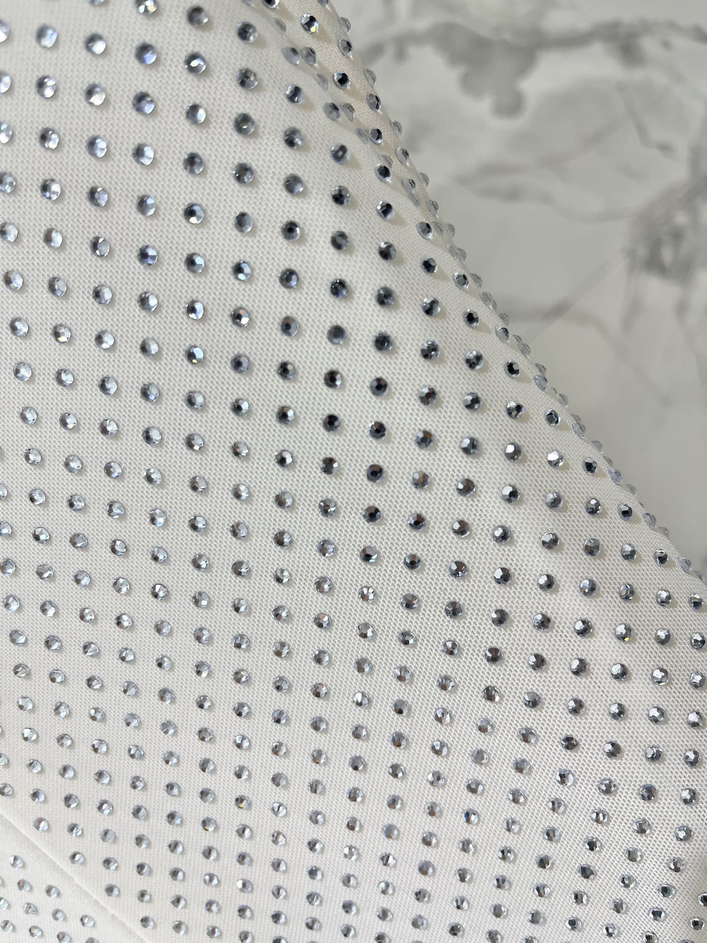 25 Nouvelle robe slim plissée en maille diamantée d'été