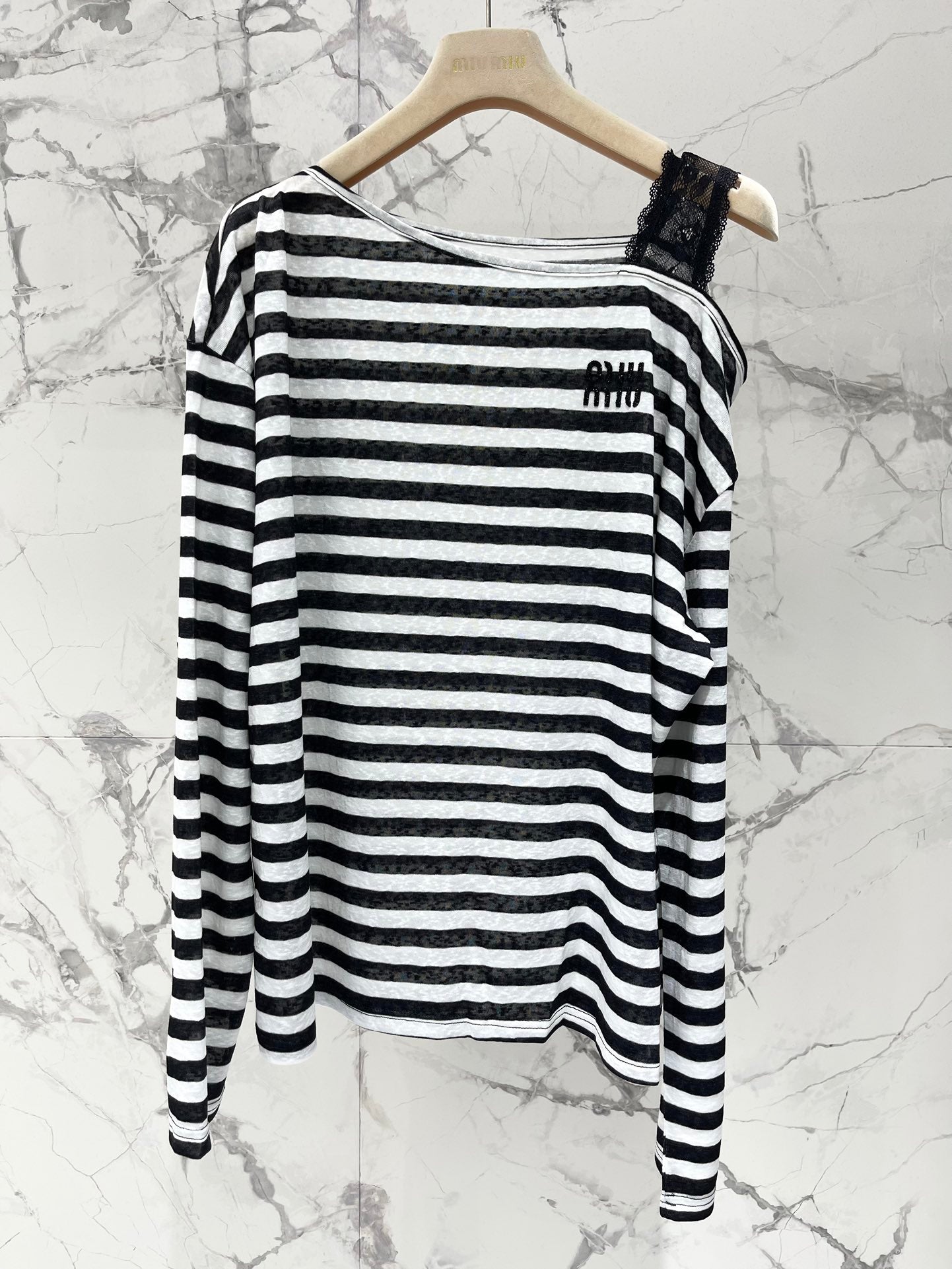 25 Summer new off-shoulder striped sun protection blouse