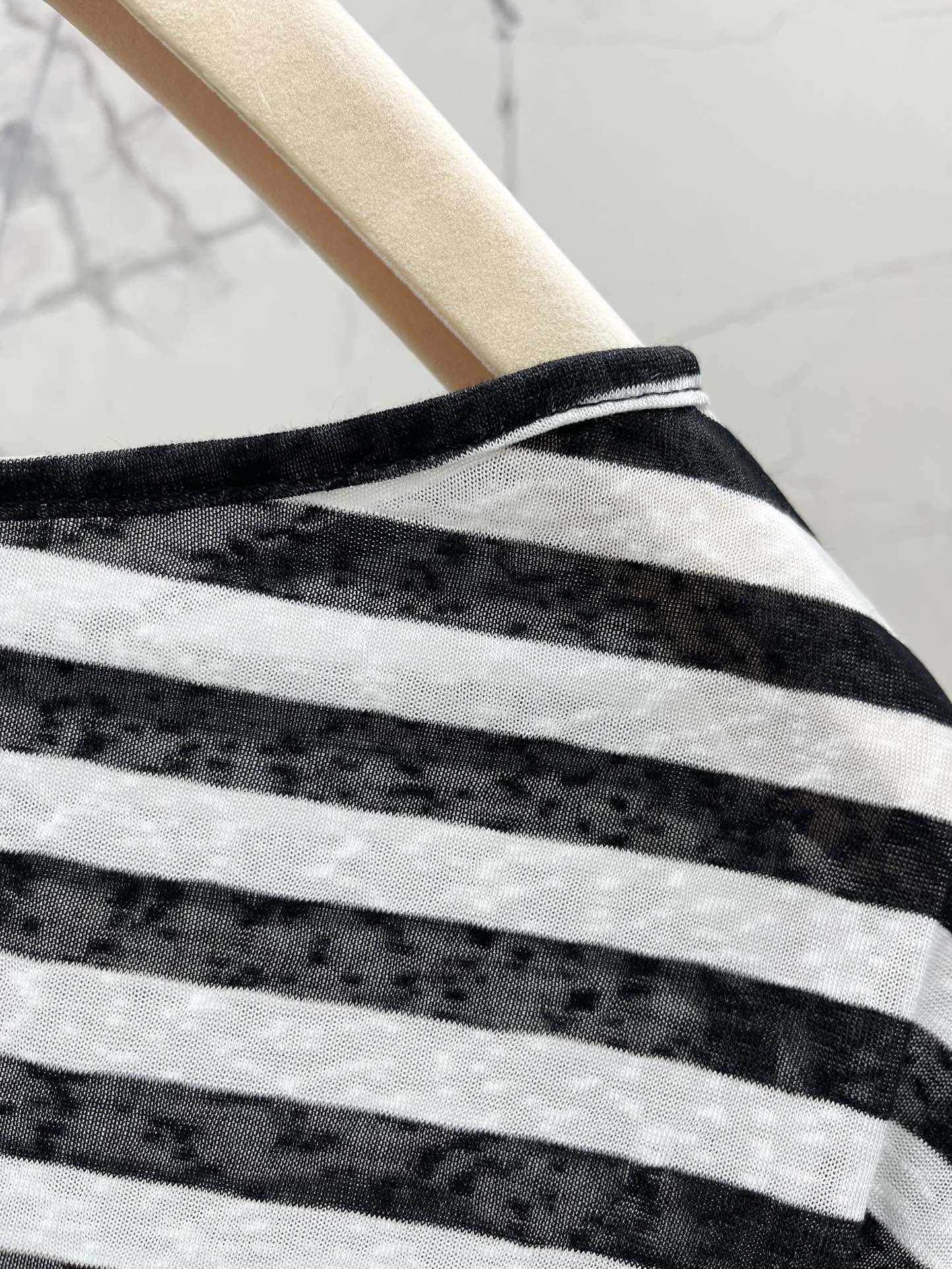 25 Summer new off-shoulder striped sun protection blouse