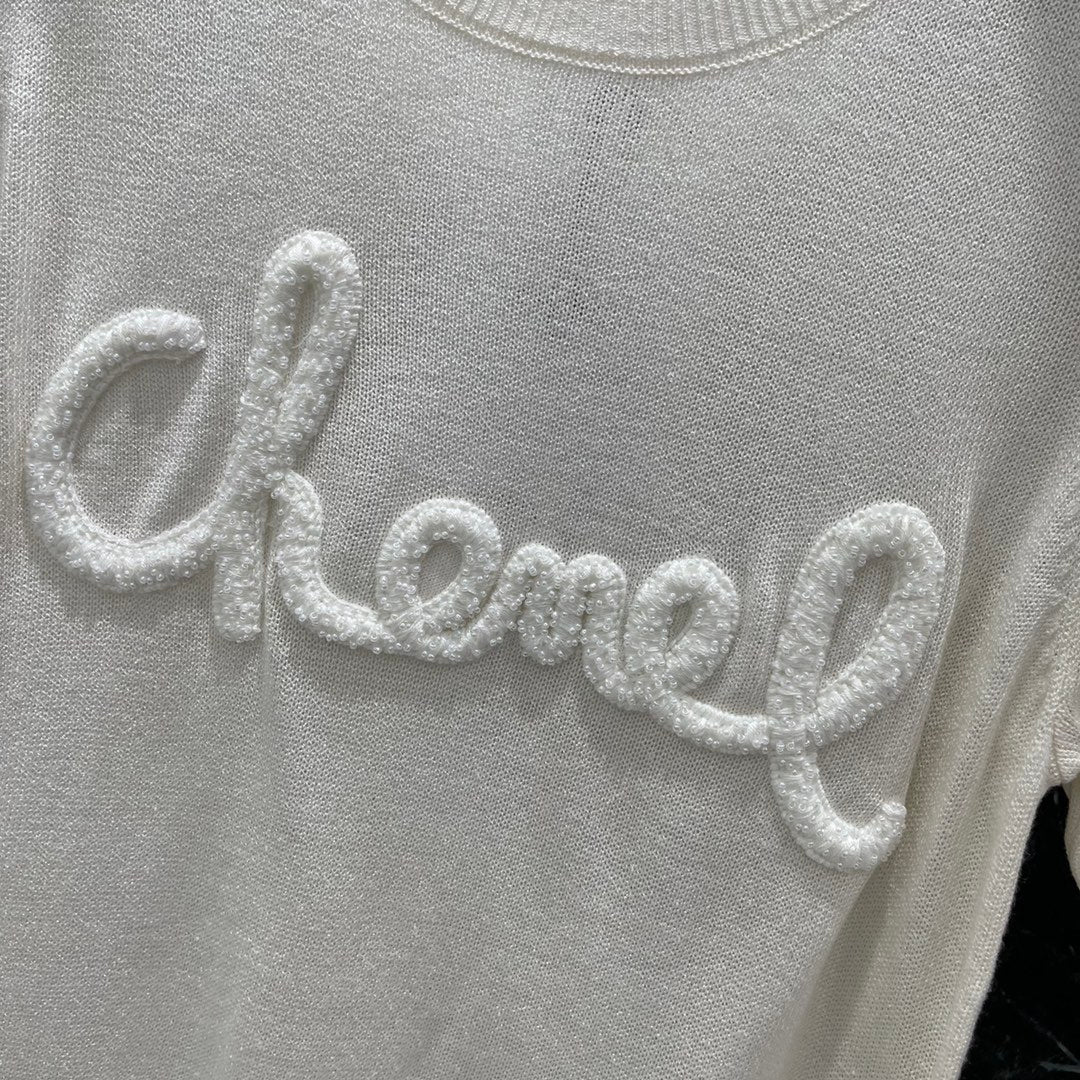 C 25 Early Fall New Crew Neck Crochet Beaded Knit Sweater