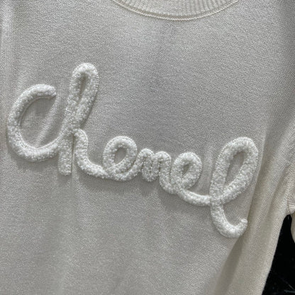 C 25 Early Fall New Crew Neck Crochet Beaded Knit Sweater
