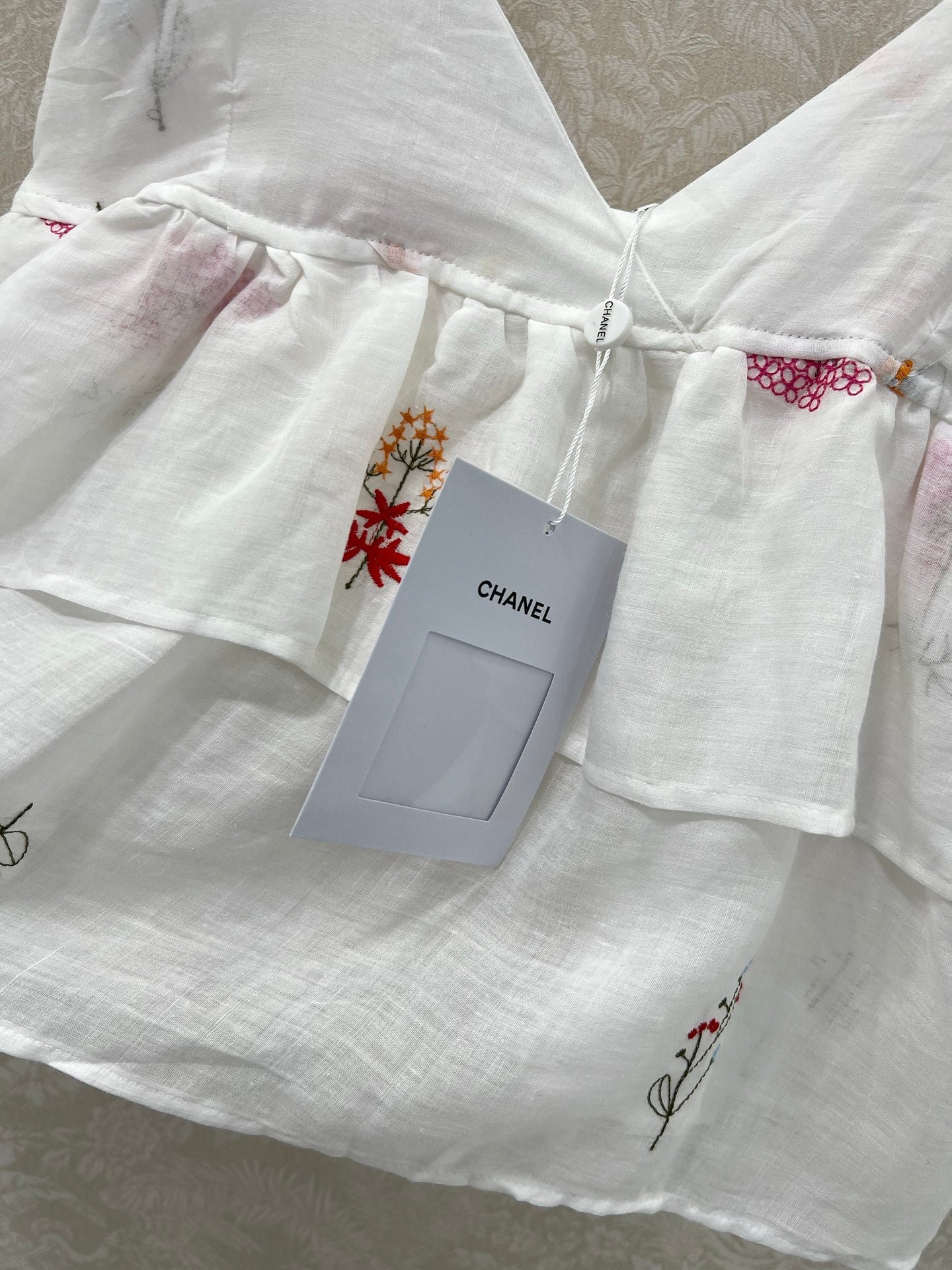 C 25 Summer new white color thread embroidery retro pure desire camisole
