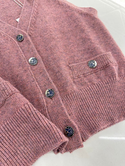 C 2025 new style new buckle knitted vest