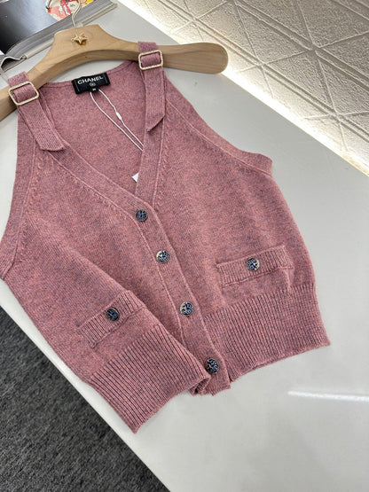 C 2025 new style new buckle knitted vest