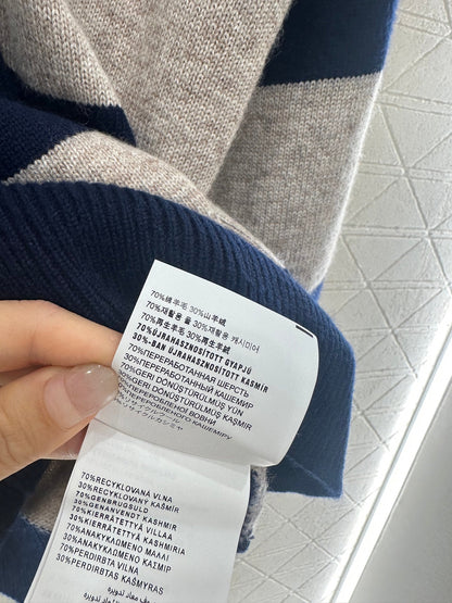 m 2025 Summer New Arrival Letter Striped Round Neck Sweater
