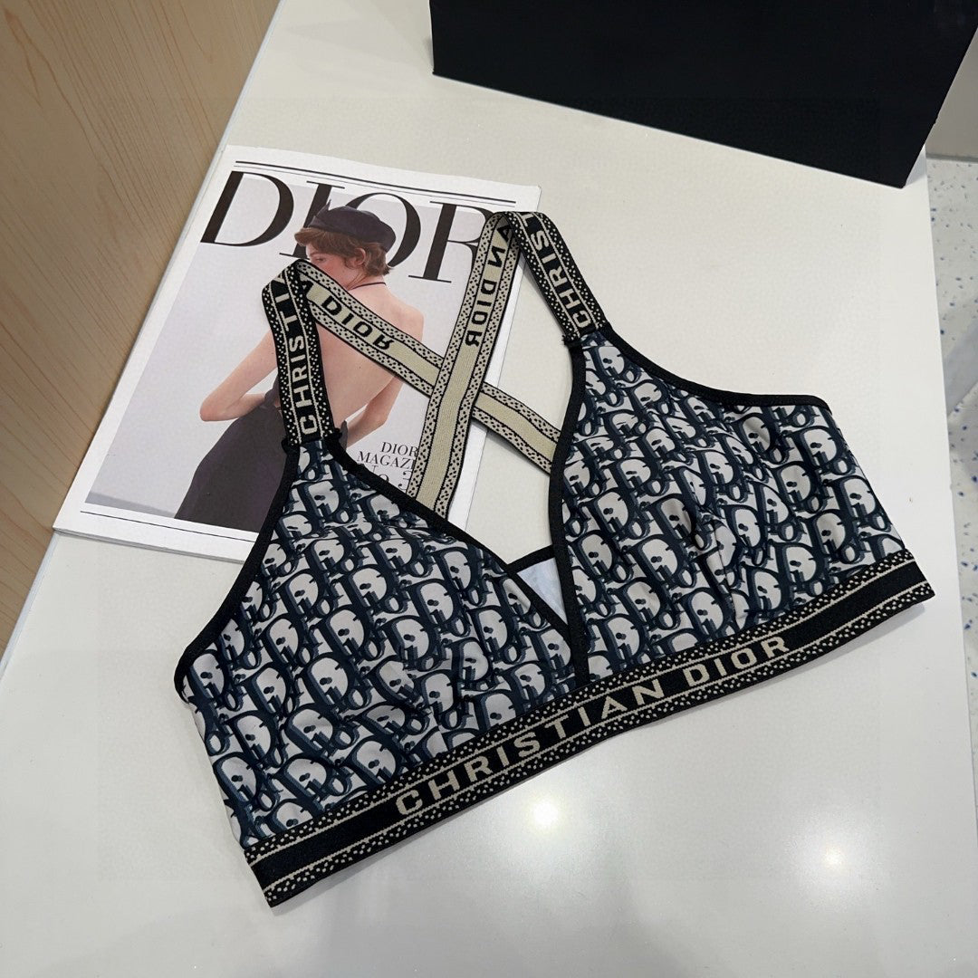 D 25 Athletic Zip Tank + Shorts Set