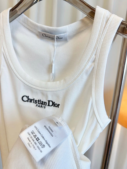 D 25 New Embroidered Logo Tank Top