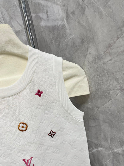 L 25 Early Spring New Round Neck Letter Logo Embroidery Knitted Vest