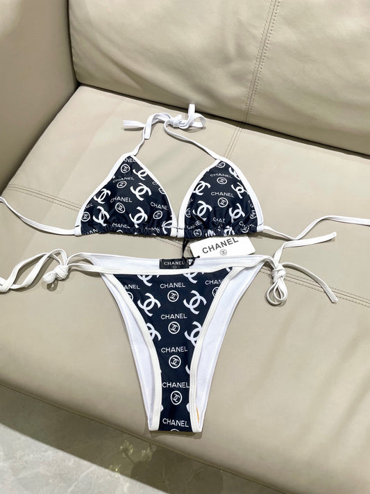 C 25 New style printed swimsuit