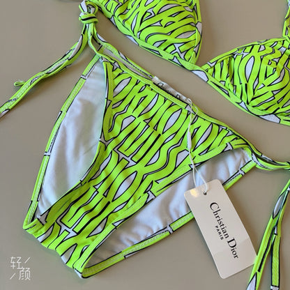 D 25 New style printed swimsuit