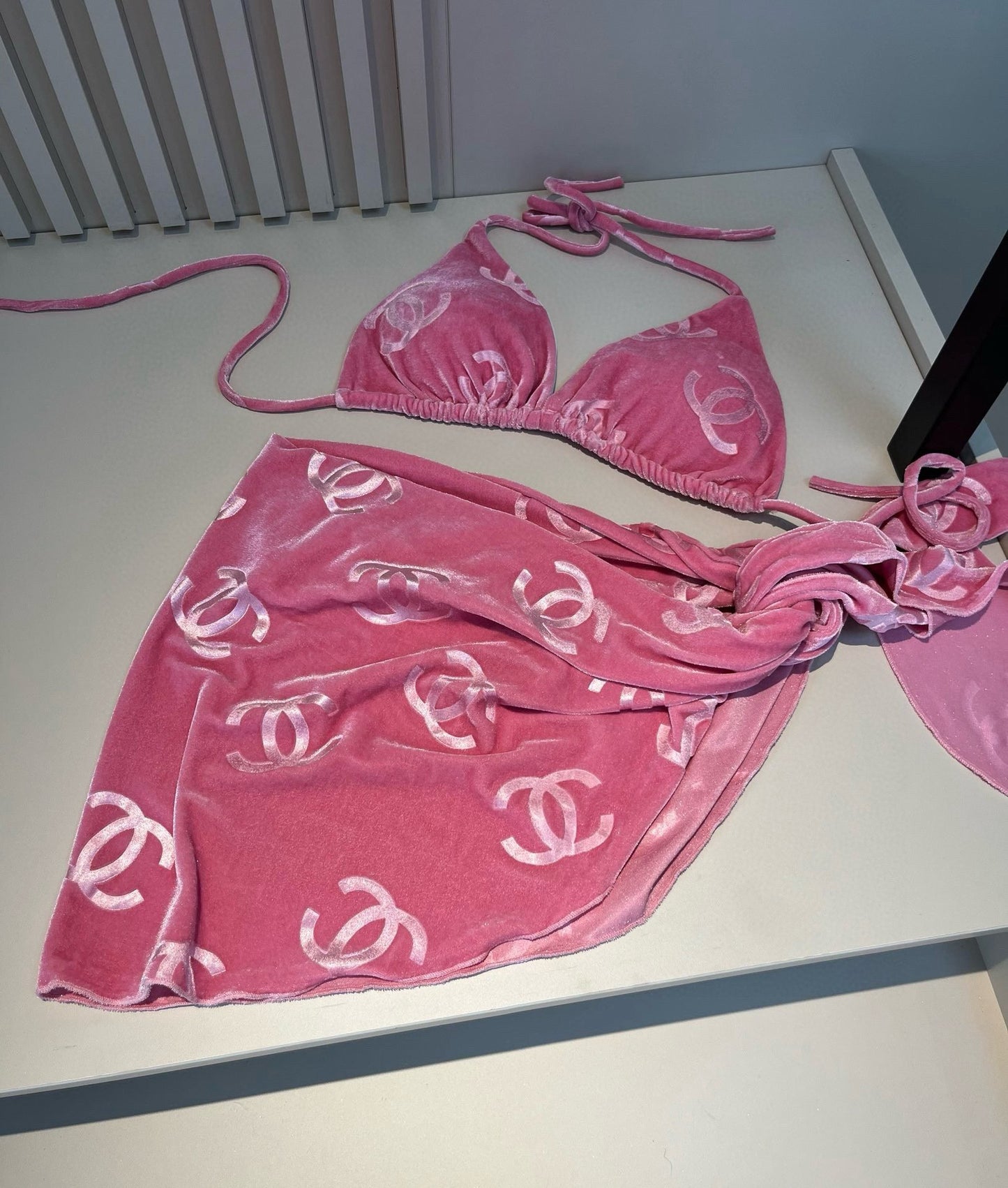 C 25 Corduroy Classic Bikini Three-Piece Set
