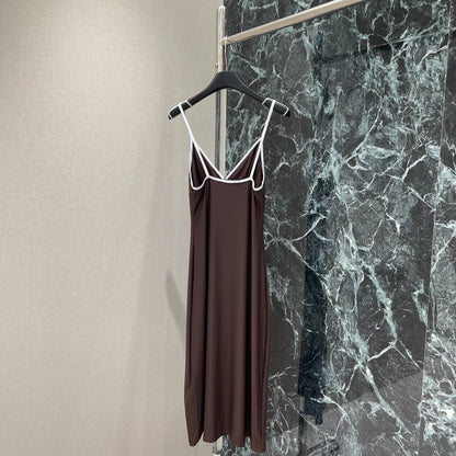 M 25 Early Fall New Slim-fitting contrasting color suspender skirt