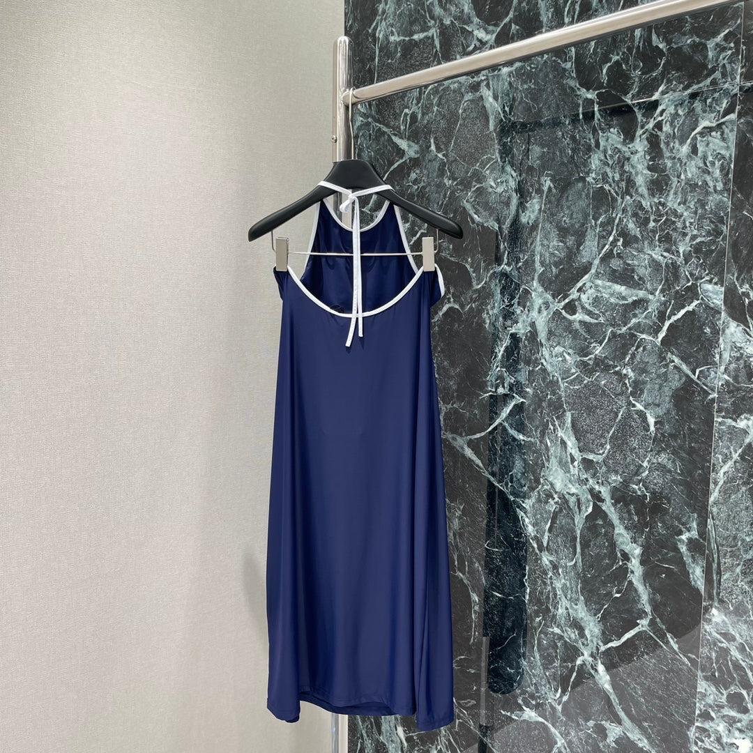 M 25 Early Autumn New Slim Contrast Color Halter Dress