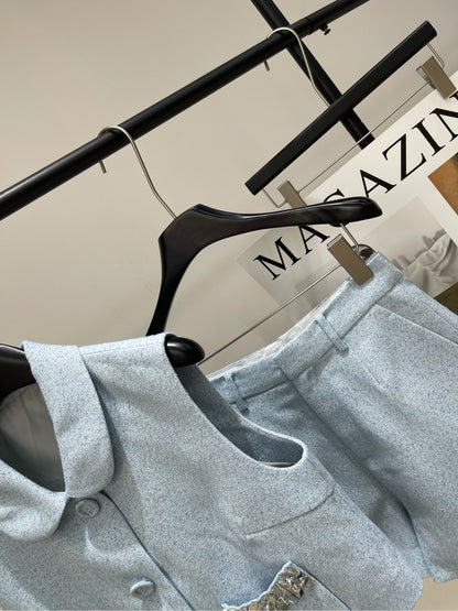 25 Summer new light blue diamond vest + shorts suit