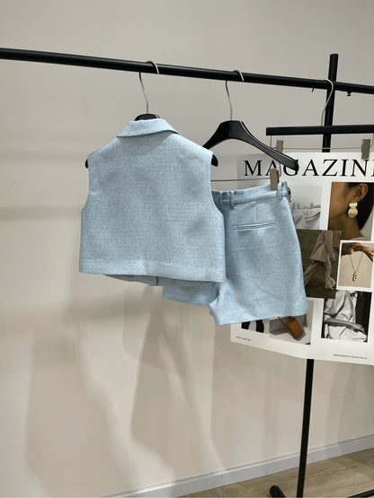 25 Summer new light blue diamond vest + shorts suit