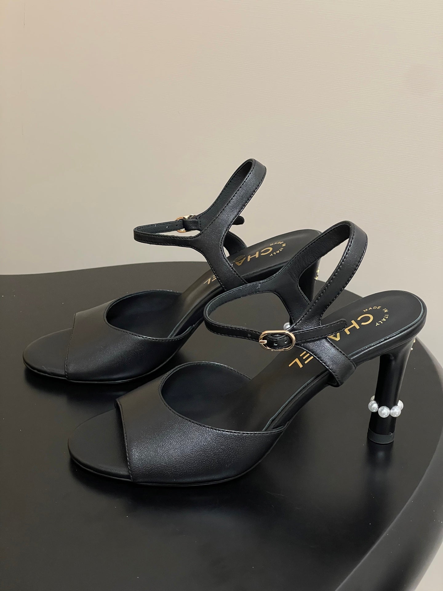 25s Spring and Summer New High Heels Buckle Pearl Heels