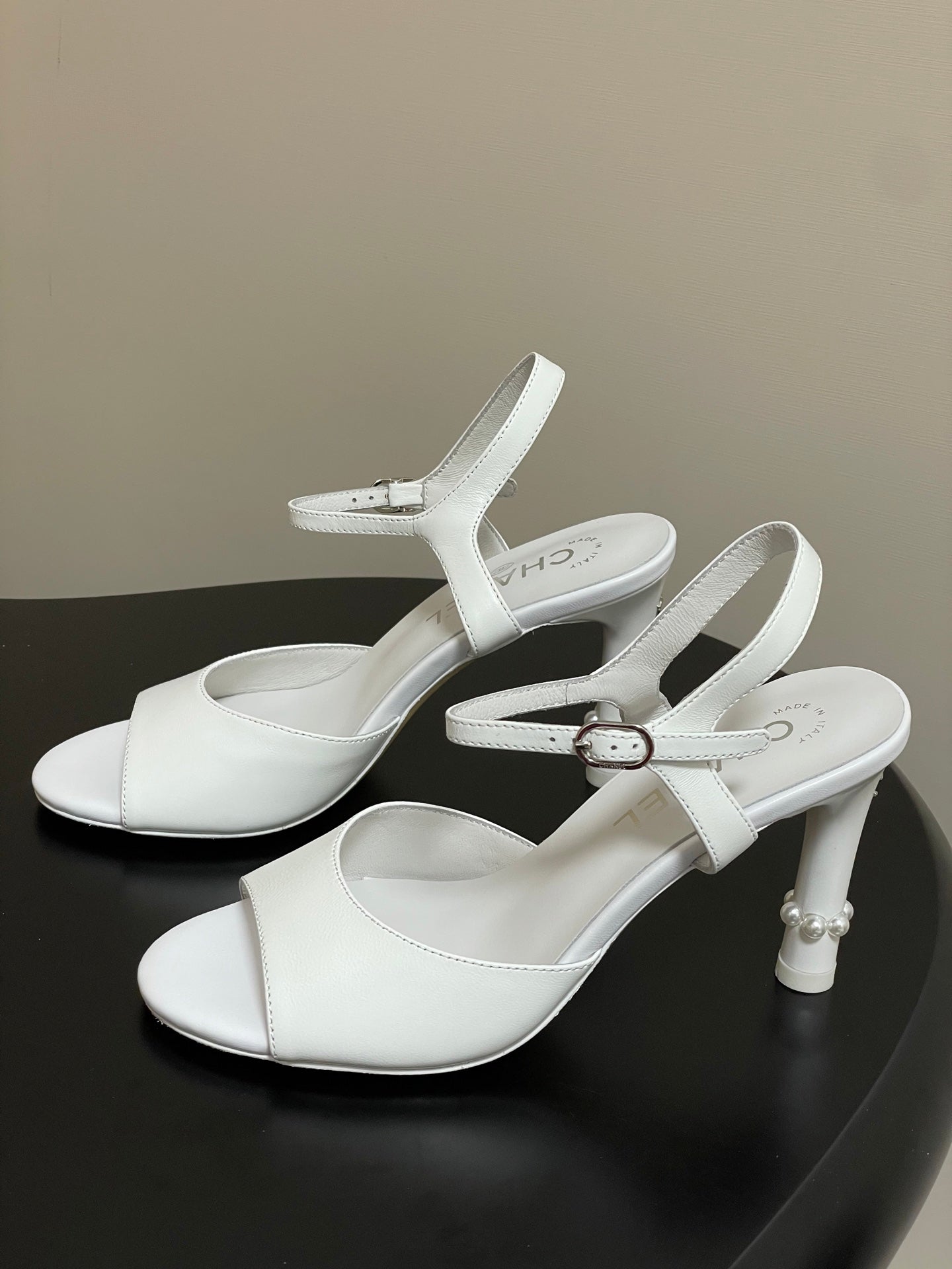 25s Spring and Summer New High Heels Buckle Pearl Heels