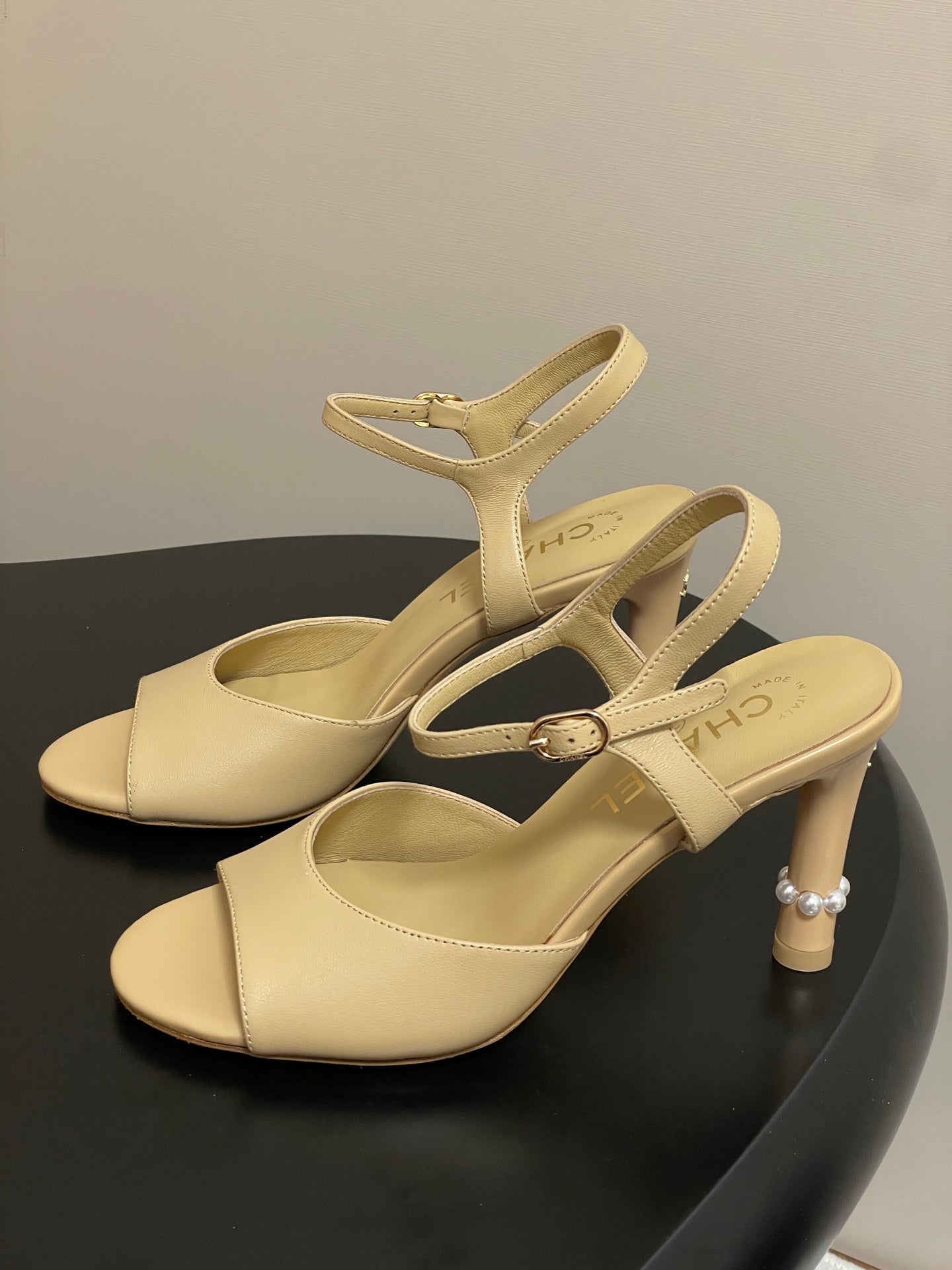 25s Spring and Summer New High Heels Buckle Pearl Heels
