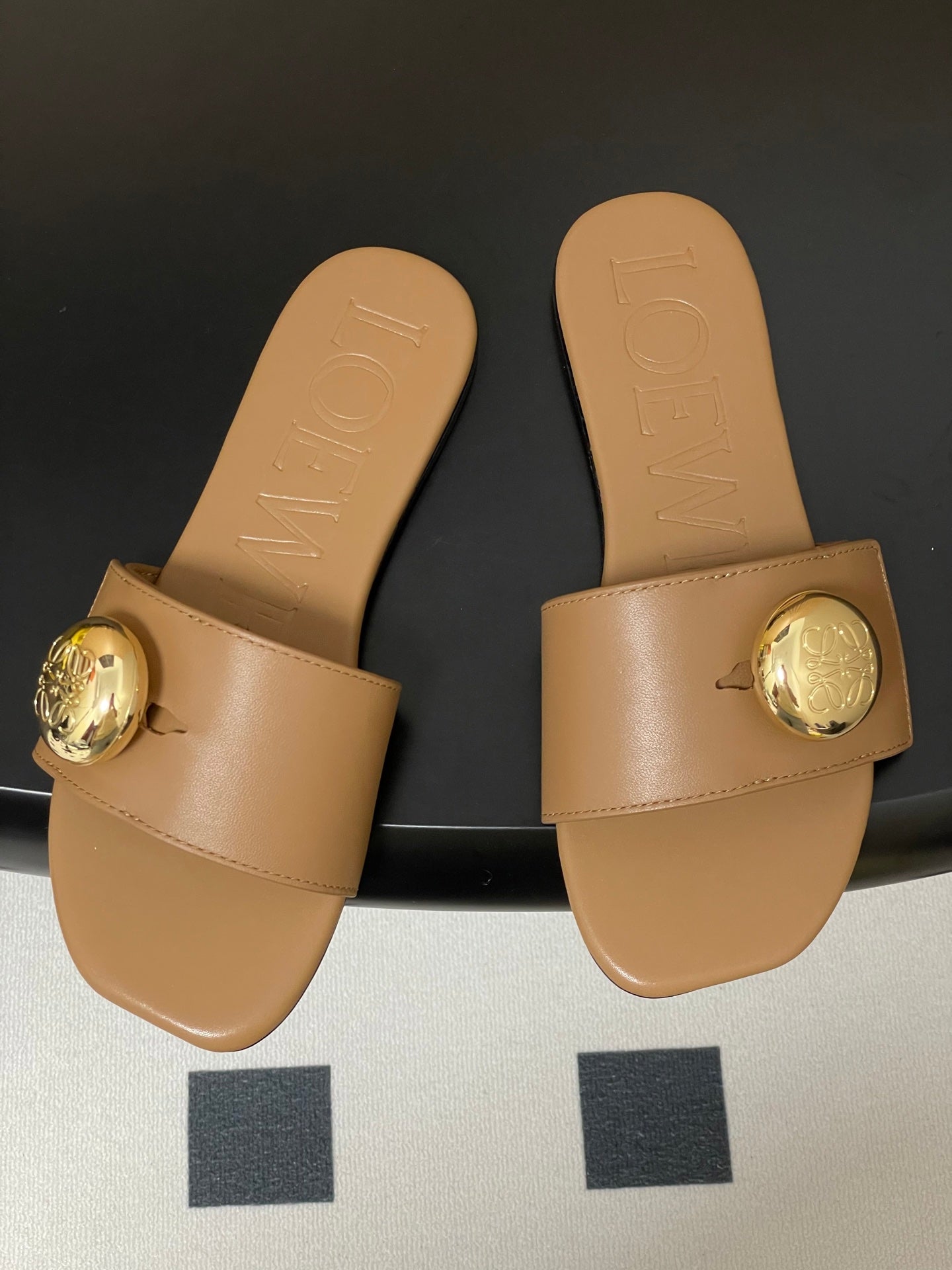 25ss Spring and Summer New Small Golden Ball Slippers