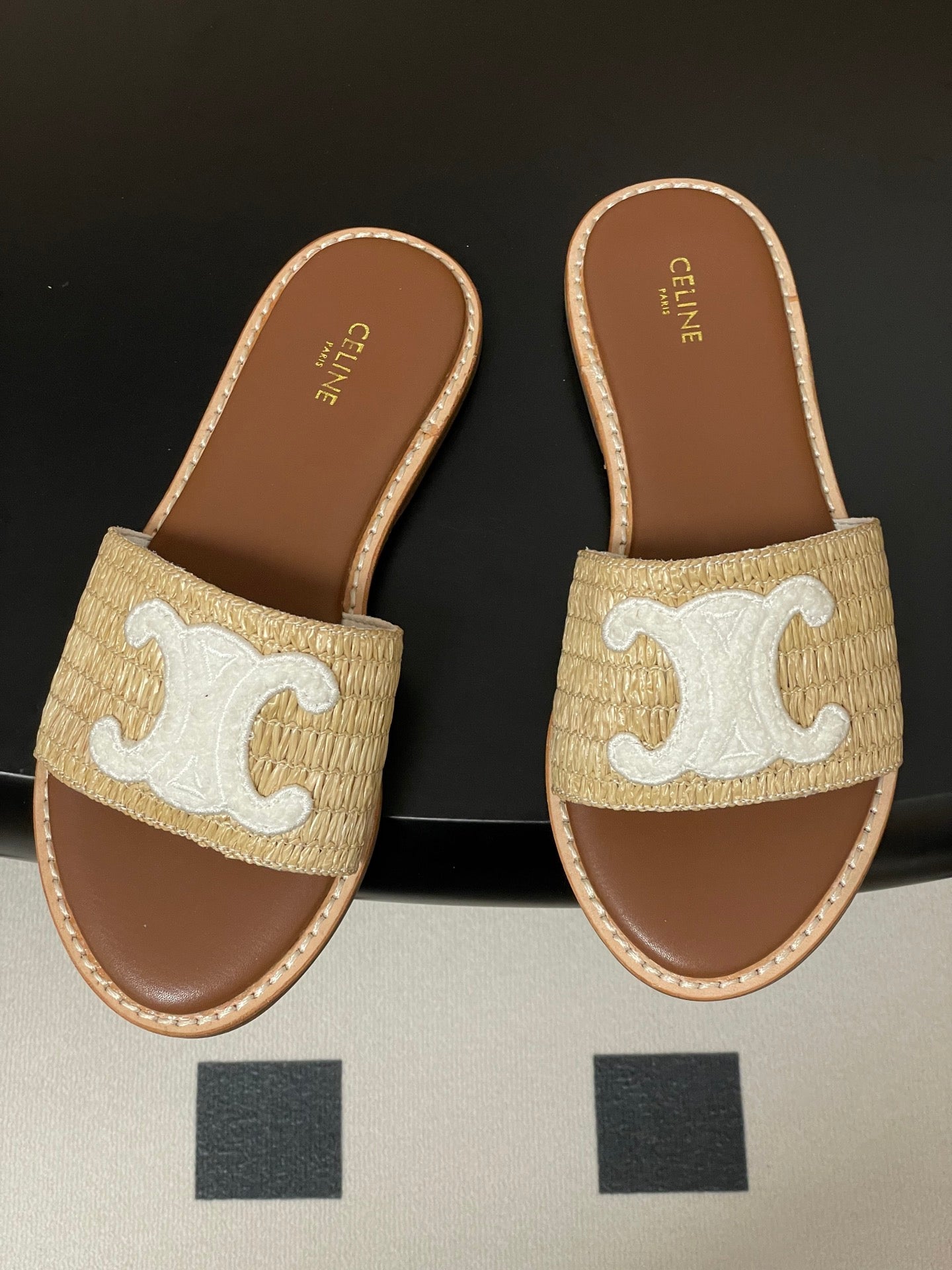 25ss Spring and Summer New Retro Straw Slippers