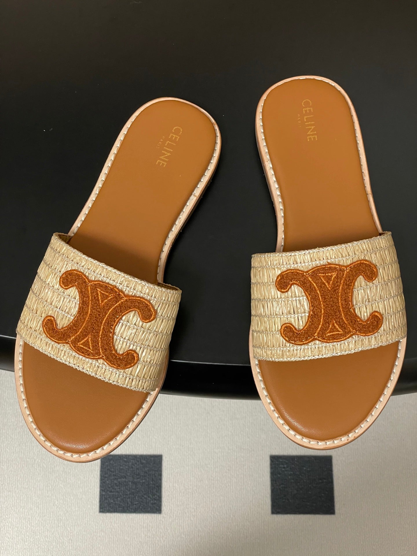 25ss Spring and Summer New Retro Straw Slippers