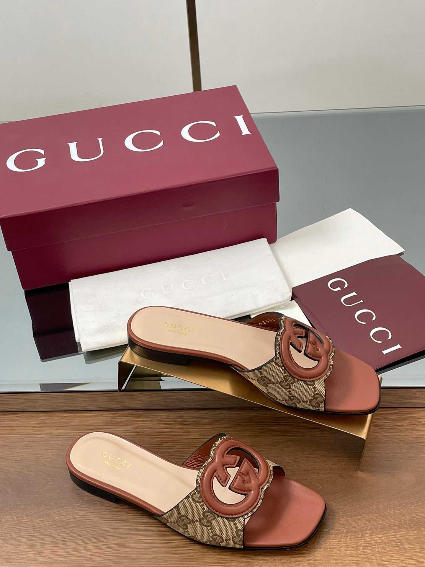 25 Summer New Square Toe Open Toe Sandals
