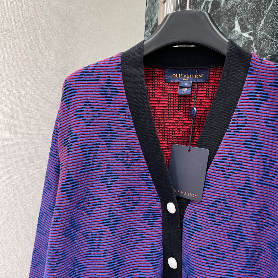 L 25 Early Fall New V-neck Jacquard Knit Cardigan