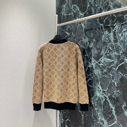 L 25 Early Fall New V-neck Jacquard Knit Cardigan