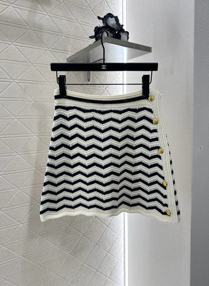 2025 Autumn New Striped Knitted Cardigan Short Skirt Set