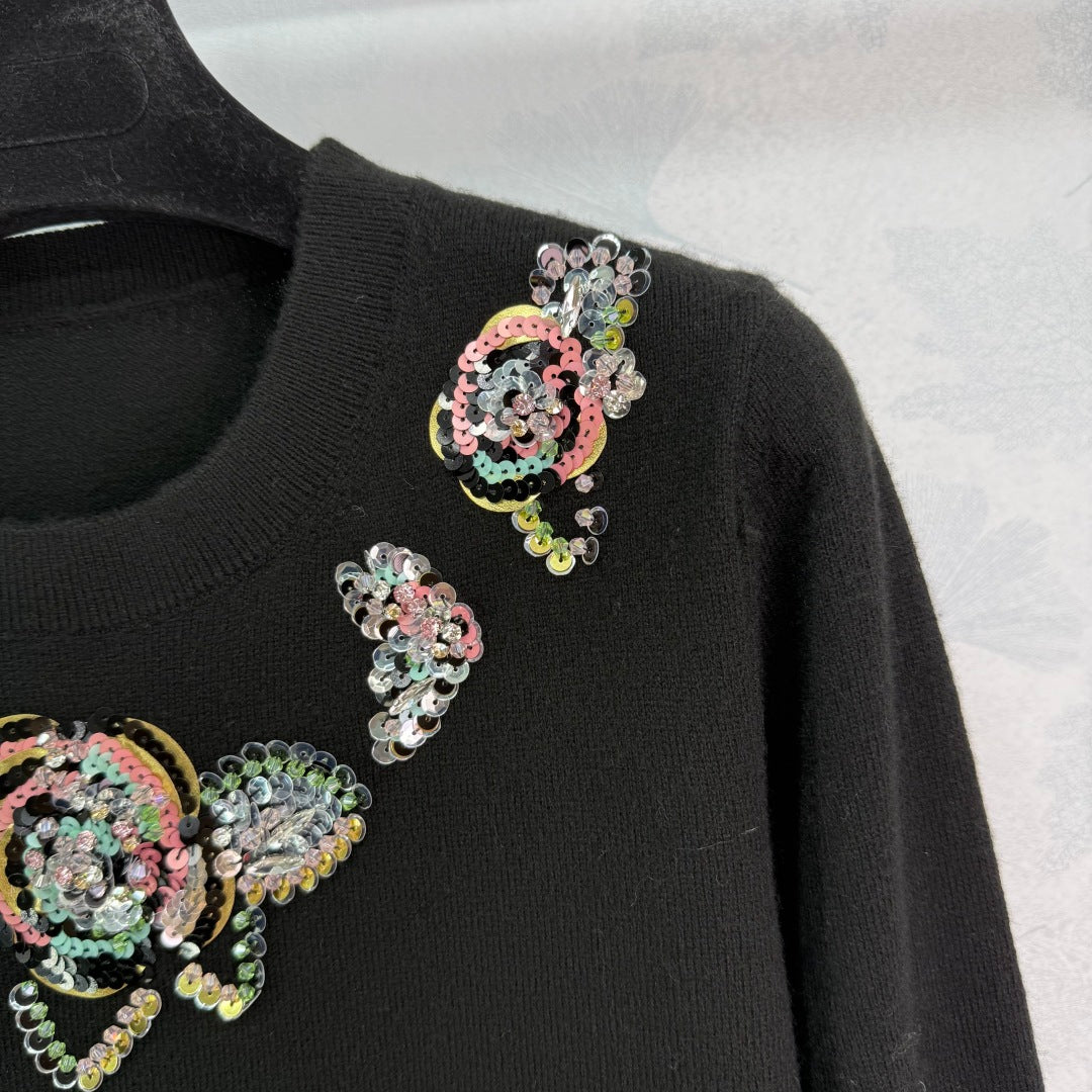 25 New autumn heavy beaded round neck sweater