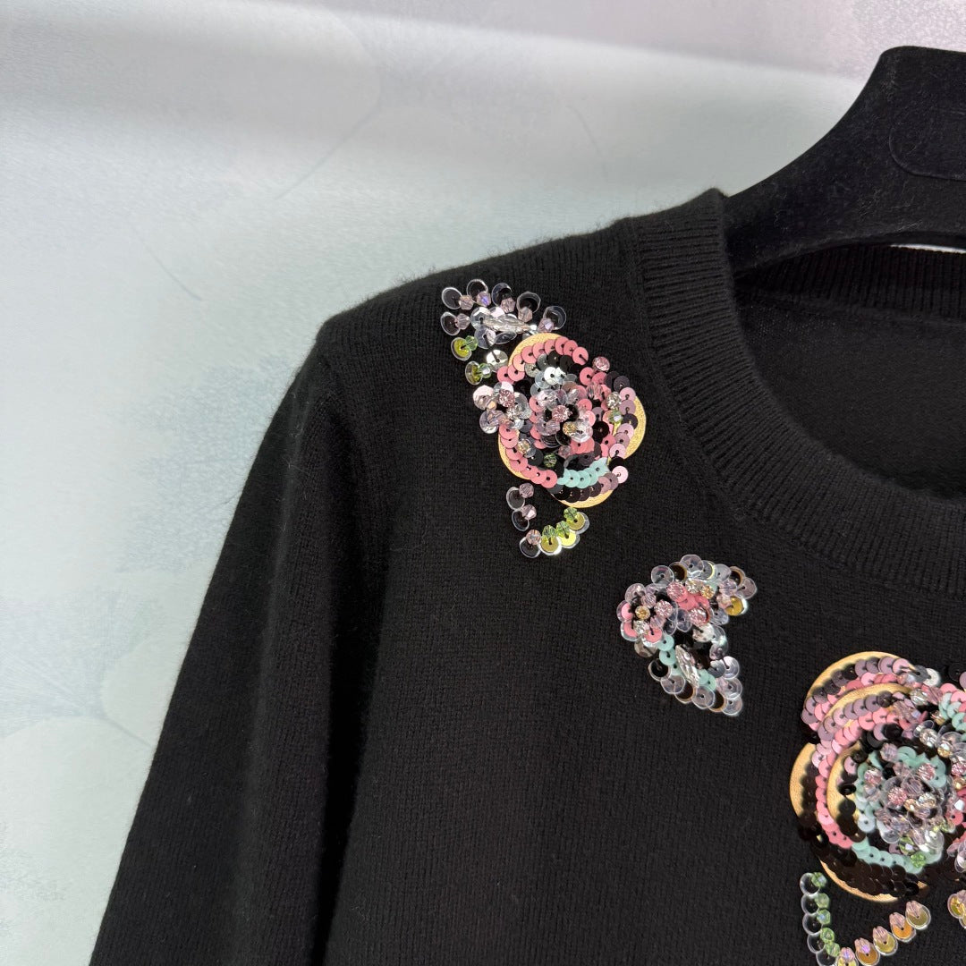 25 New autumn heavy beaded round neck sweater