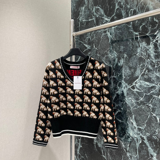 V 25 Early Fall New V-neck printed knitted long sleeves