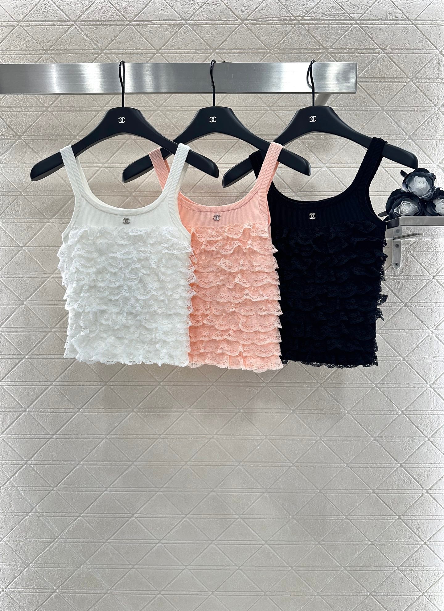 2025 Autumn New Lace knitted camisole